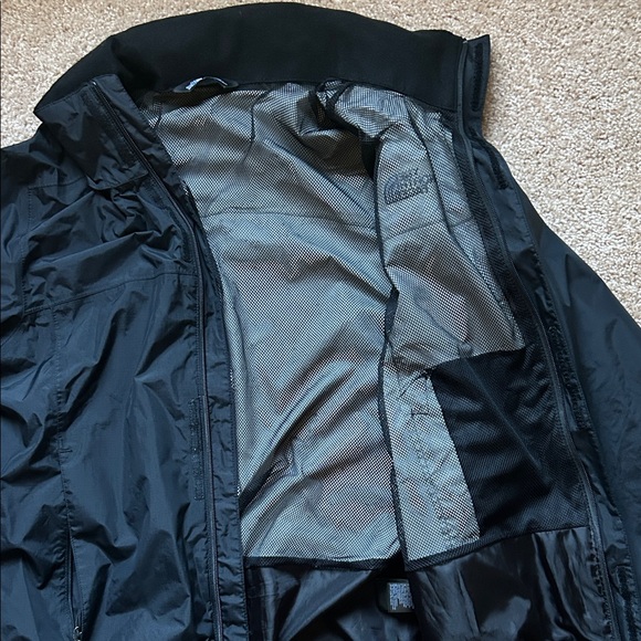 The North Face Men's Rain Jacket - Picture 3 of 4